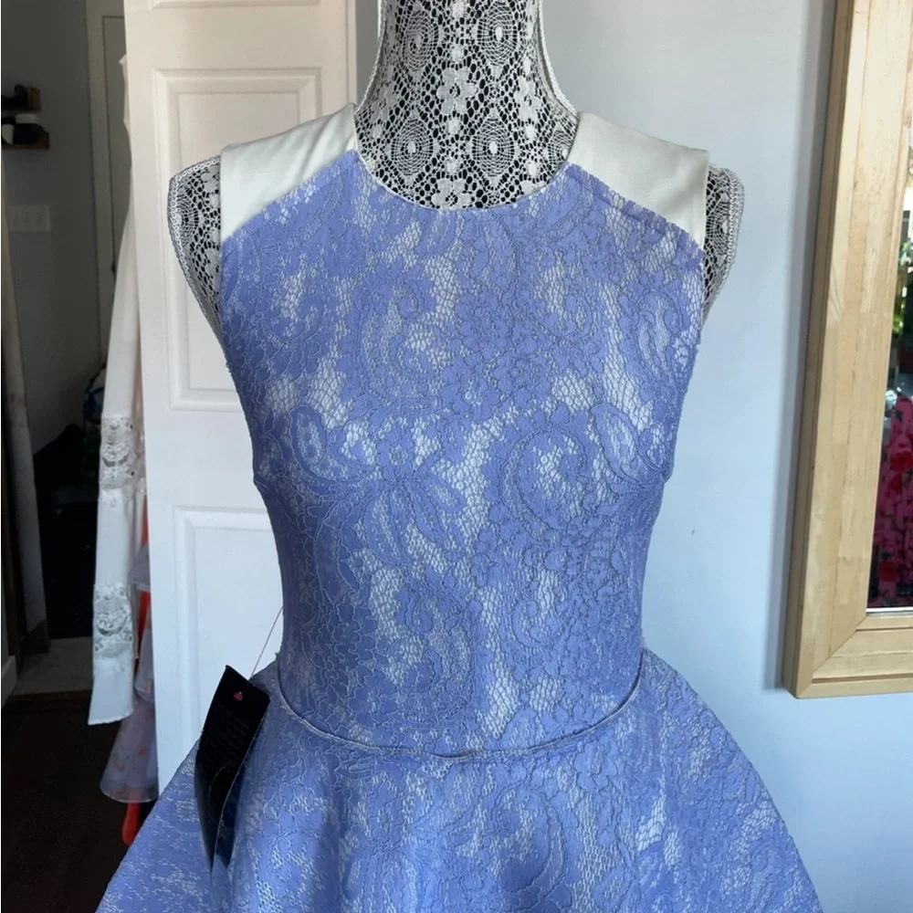 NWT Stunning Fit and Flare Dress With Periwinkle Lace. Small. - Picture 3 of 6